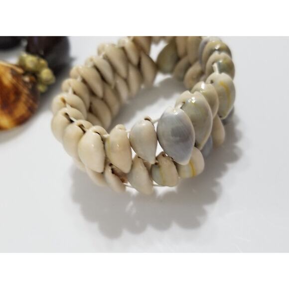 Two stretch shell bracelets nice b31 - Picture 2 of 14